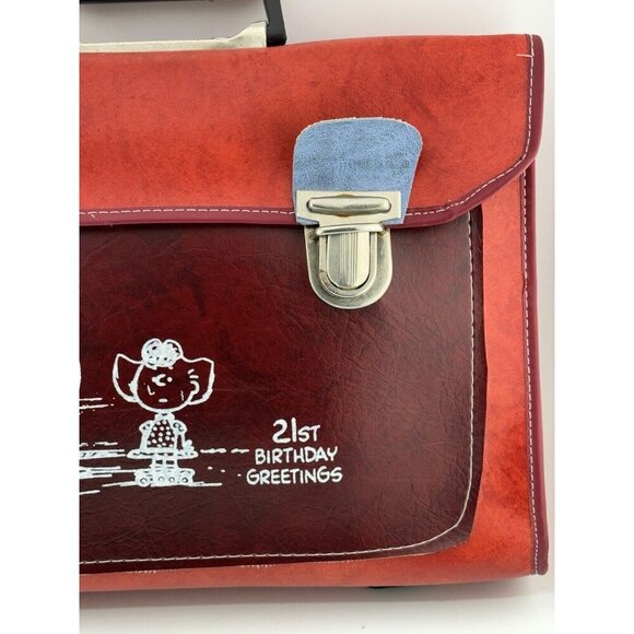 VINTAGE - 90s Faux Leather School Bag Messenger Bag Peanuts Gang 21st Birthday - Picture 3 of 10